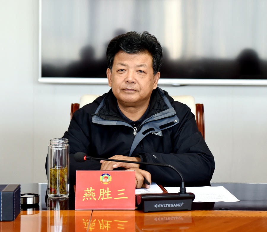 市政协党组书记,主席燕胜三以普通党员身份参加.